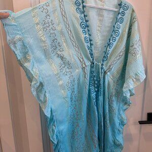 GORGEOUS IBIZAMODE POMPOM, TIE FRONT SHORT KIMONO - BNWOT - ONE SIZE